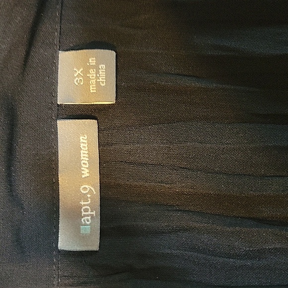 Apt. 9 Woman Black Stretch Shirt, Size 3X - Picture 6 of 8